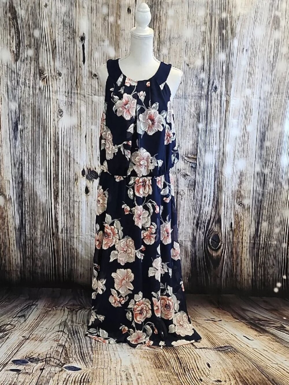 Robbie Bee Floral Maxi Dress